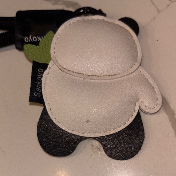 Black and White Panda Keychain with Pink Flower/bag charm - Picture 3 of 3